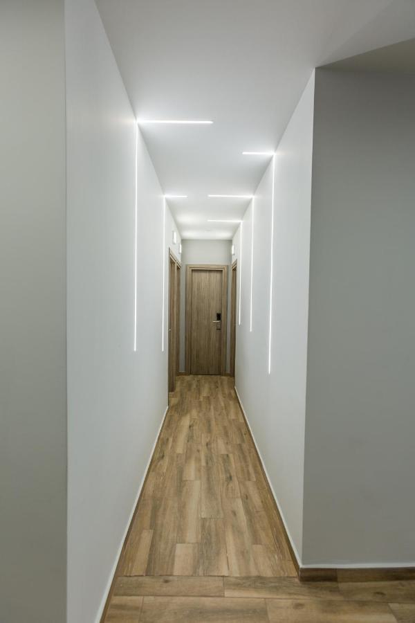 Raise Athens Metro Apartments Buitenkant foto