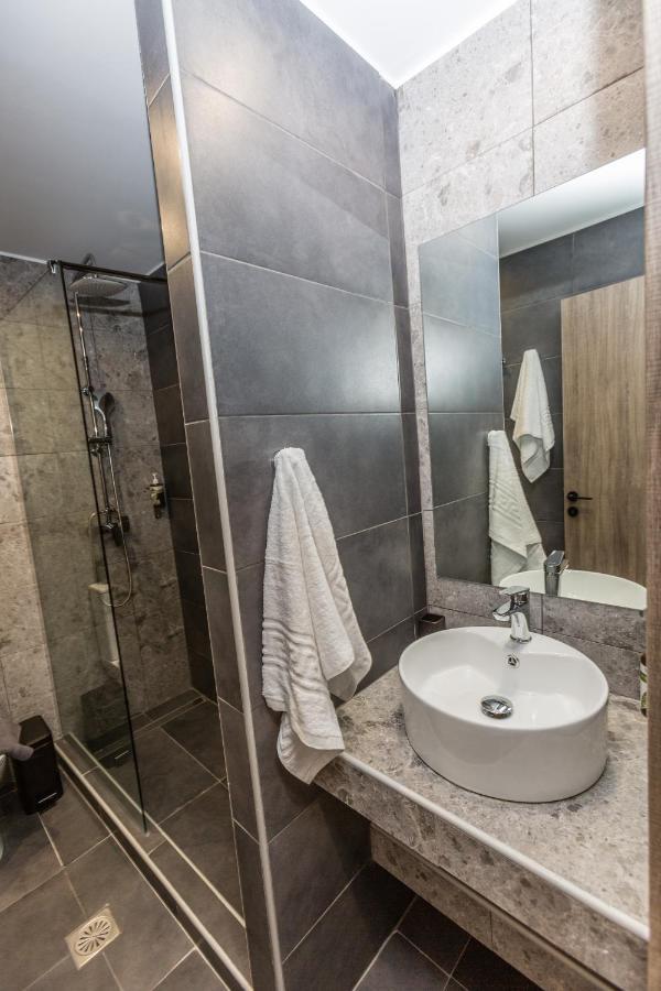 Raise Athens Metro Apartments Buitenkant foto